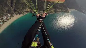 Somewhere in paradise | Acro paragliding